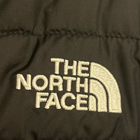The North Face Youth size XXS Blue and Black Reversible Fleece Puffer Jacket - Picture 5 of 7